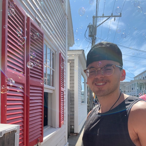 Meet your Posher, Kyle - Picture 1 of 1